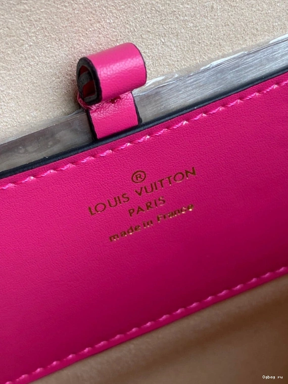 LOUIS VUITTON TWIST MM 0805